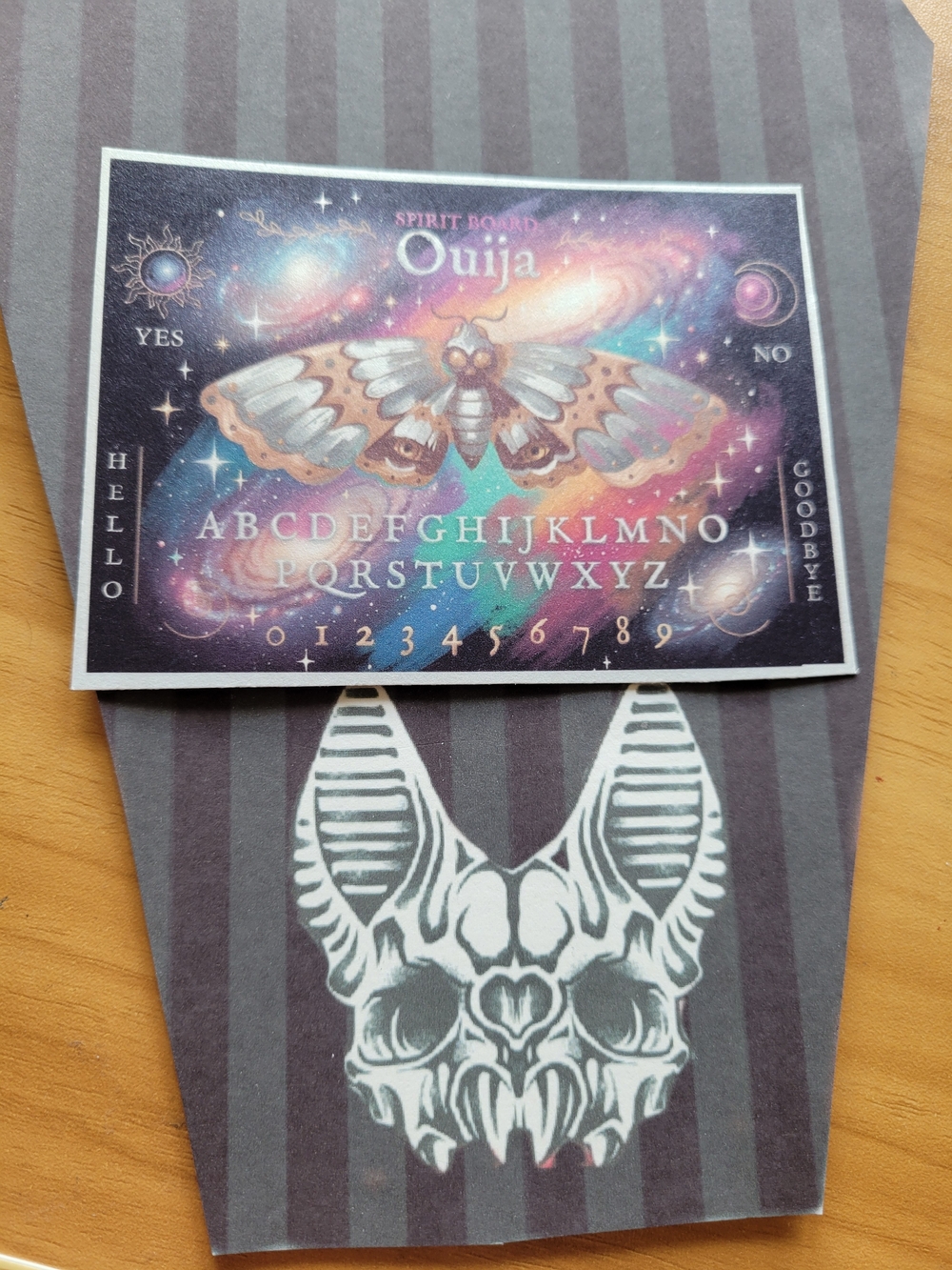 💀NEW💀 Hand Crafted Purple and Black Ouija Spirit Board Magnet